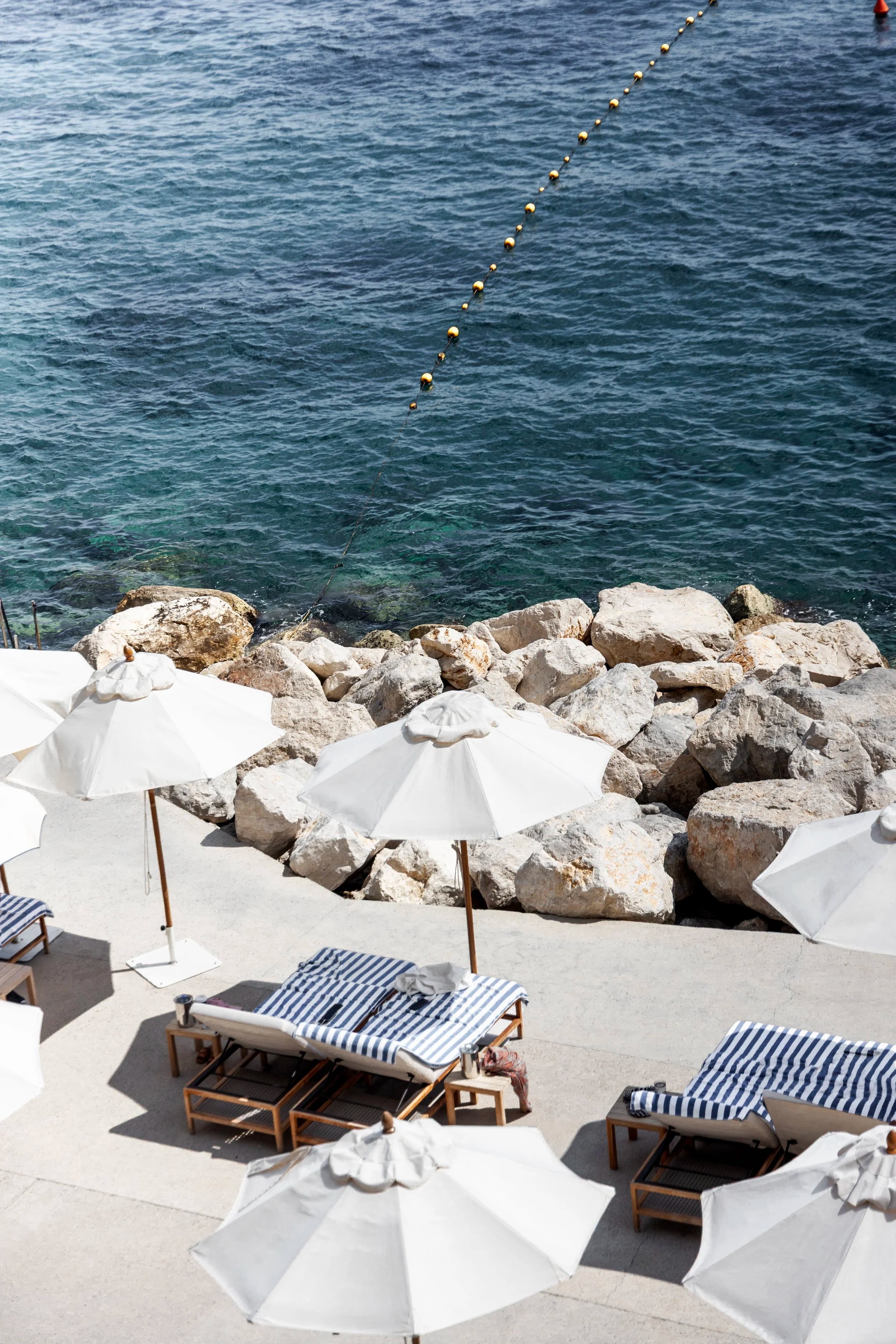 The Loungers of Borgos Santandreas